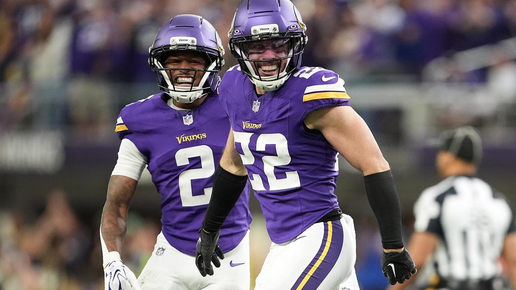 Vikings defense clamps down on Daniel Jones and the Colts for a 16-10 victory to stay undefeated — WCCO / CBS Minnesota, Carrollton Arts news